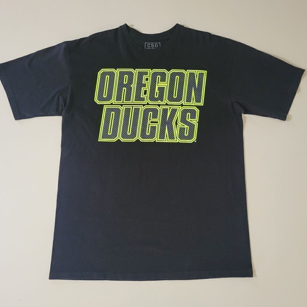 Champs Men's Black Crewneck Oregon Ducks Graphic Short Sleeve Tee